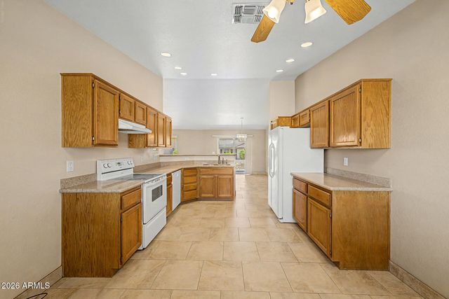 11247 E MEDINA Avenue, Mesa, AZ 85209