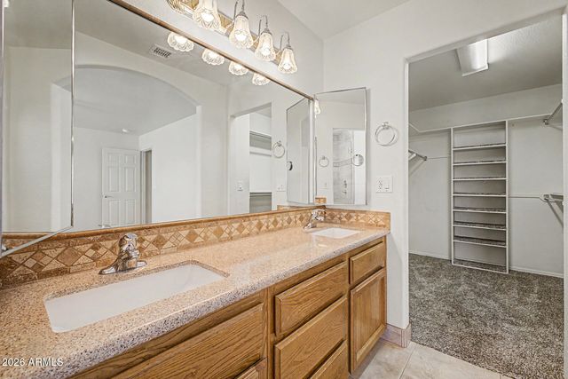 11247 E MEDINA Avenue, Mesa, AZ 85209