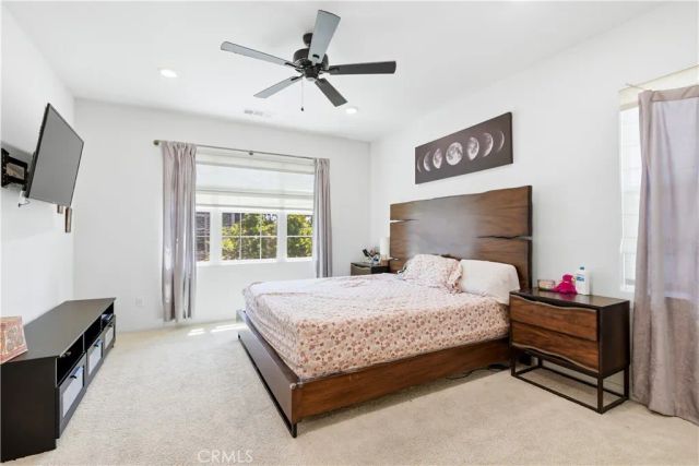 22964 Harvest Mill, Saugus, CA 91350