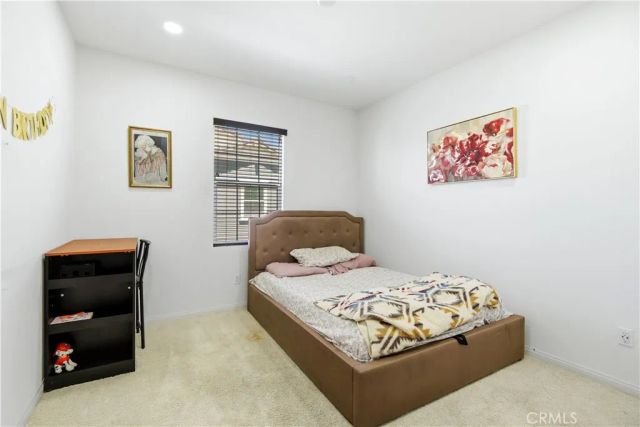 22964 Harvest Mill, Saugus, CA 91350