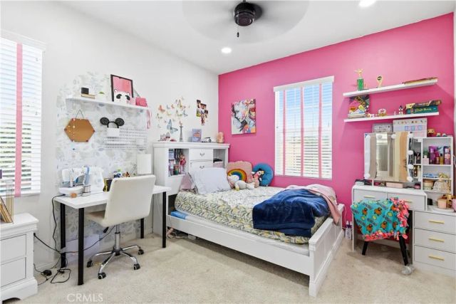 22964 Harvest Mill, Saugus, CA 91350
