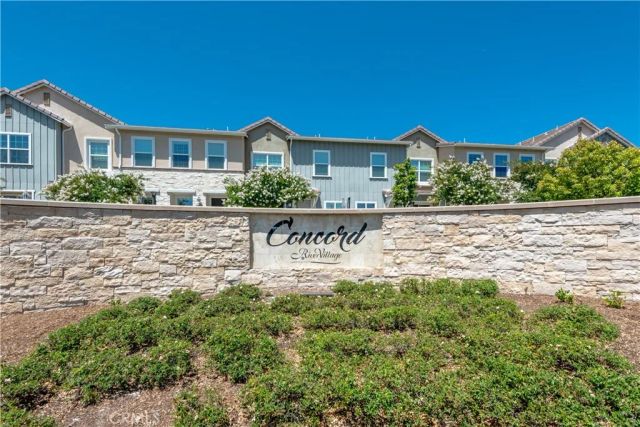 22964 Harvest Mill, Saugus, CA 91350