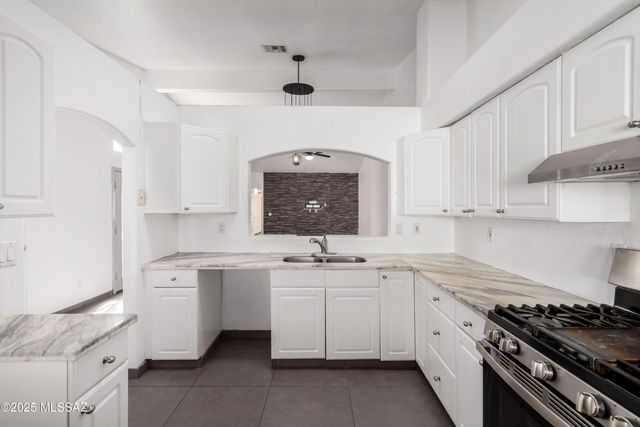 329 W Santa Barbara Street, Nogales, AZ 85621