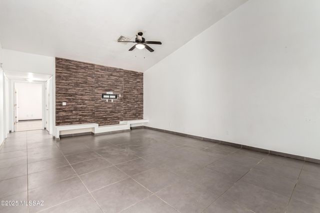 329 W Santa Barbara Street, Nogales, AZ 85621