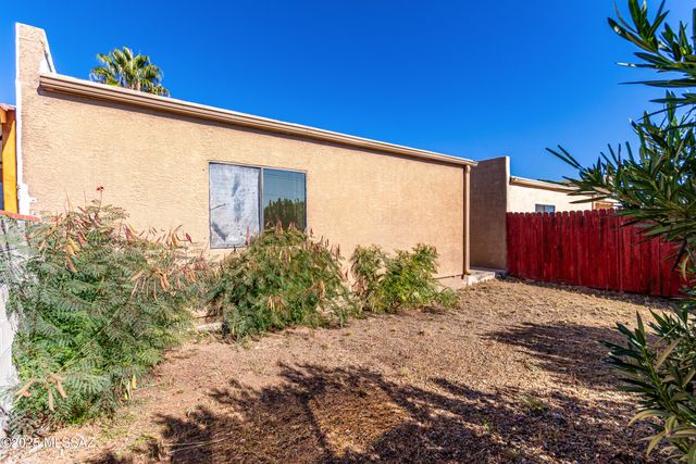 329 W Santa Barbara Street, Nogales, AZ 85621