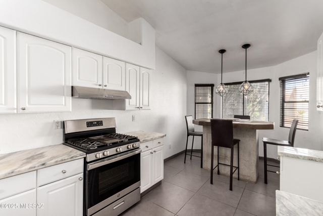 329 W Santa Barbara Street, Nogales, AZ 85621