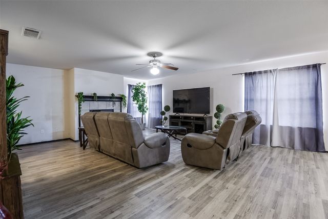 7724 Water Fowl Trail, Arlington, TX 76002