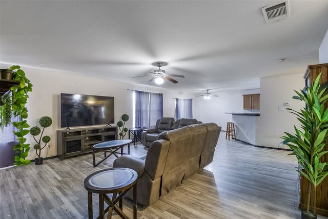 7724 Water Fowl Trail, Arlington, TX 76002