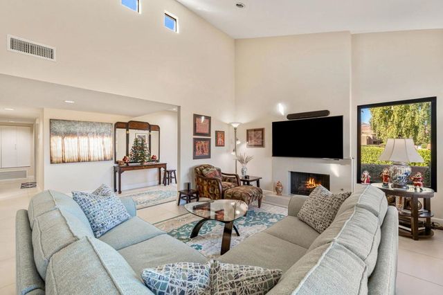 73412 Mariposa Drive, Palm Desert, CA 92260