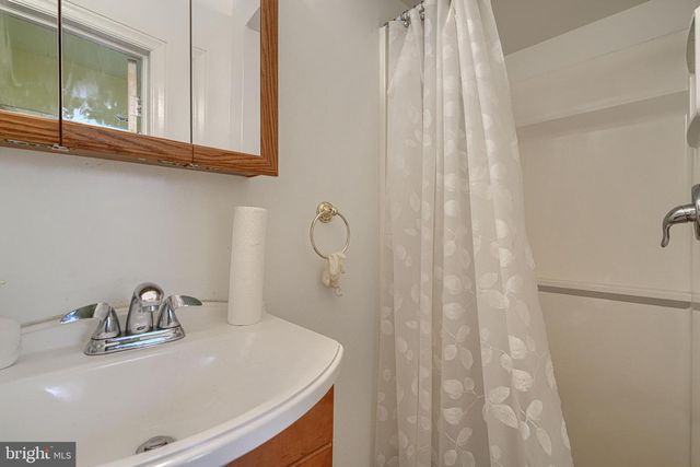 3212 DORCHESTER RD, Baltimore, MD 21215