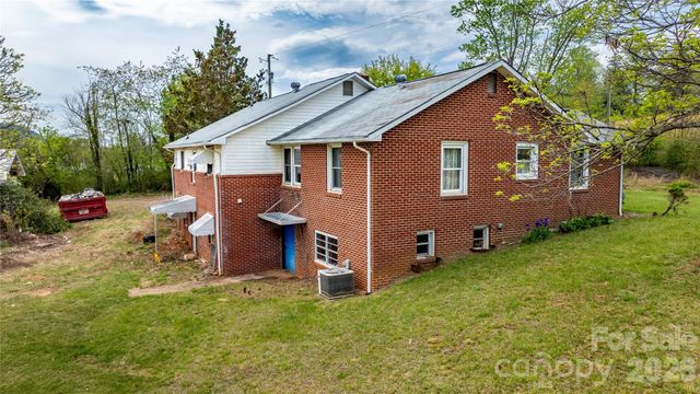 1720 Cane Creek Road, Fletcher, NC 28732