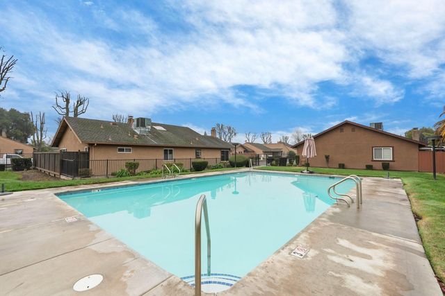 615 Brandywine Dr, Lodi, CA 95240