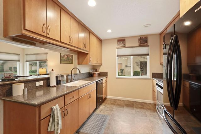 615 Brandywine Dr, Lodi, CA 95240