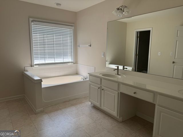 125 Friars Head, Suwanee, GA 30024