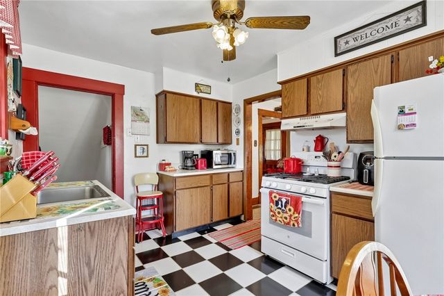 300 N Hamilton STREET, Springdale Twp, PA 15049