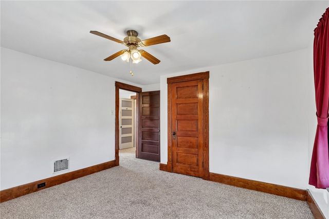 300 N Hamilton STREET, Springdale Twp, PA 15049