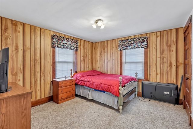 300 N Hamilton STREET, Springdale Twp, PA 15049