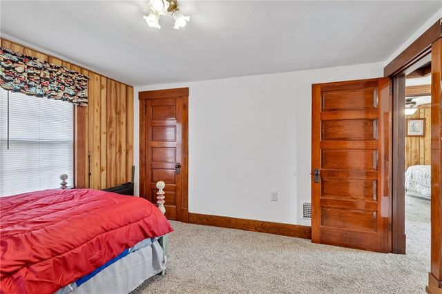 300 N Hamilton STREET, Springdale Twp, PA 15049