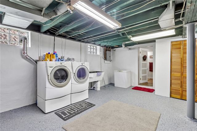 300 N Hamilton STREET, Springdale Twp, PA 15049
