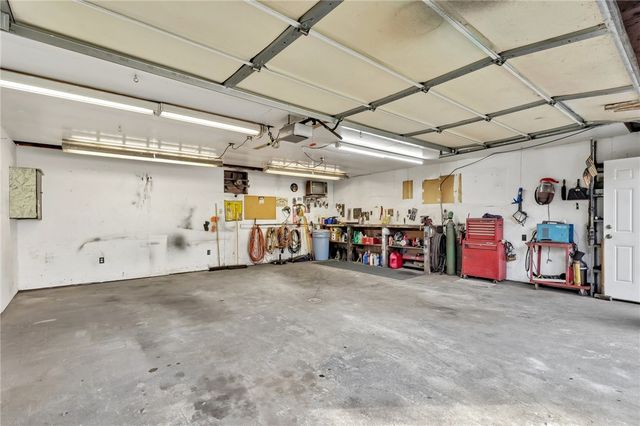 300 N Hamilton STREET, Springdale Twp, PA 15049