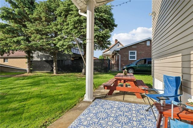 300 N Hamilton STREET, Springdale Twp, PA 15049