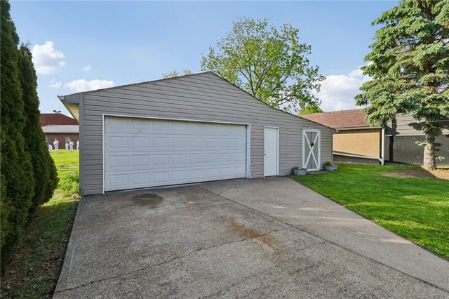 300 N Hamilton STREET, Springdale Twp, PA 15049
