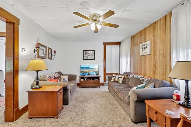 300 N Hamilton STREET, Springdale Twp, PA 15049