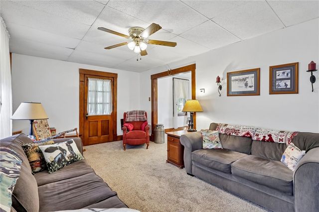 300 N Hamilton STREET, Springdale Twp, PA 15049