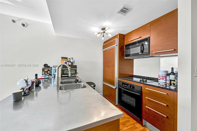 1850 S Ocean Drive 2709, Hallandale Beach, FL 33009