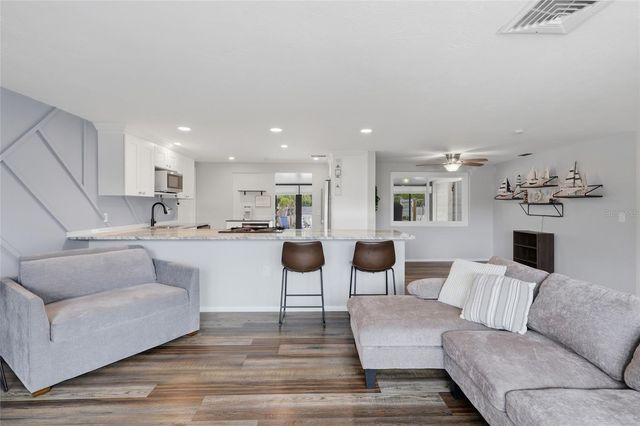 7209 MAGNOLIA VALLEY DRIVE, New Port Richey, FL 34653