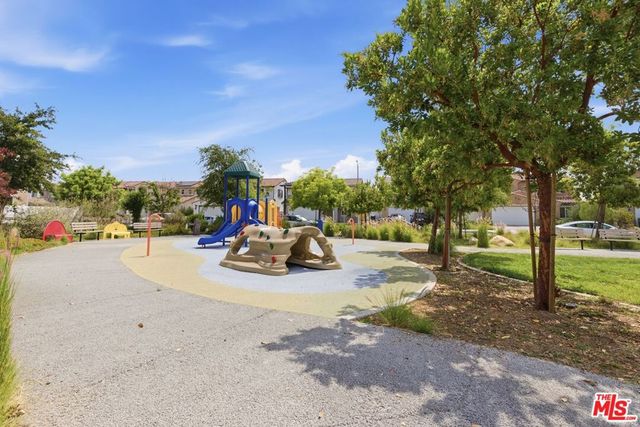 22820 W Olive Way, West Hills, CA 91304