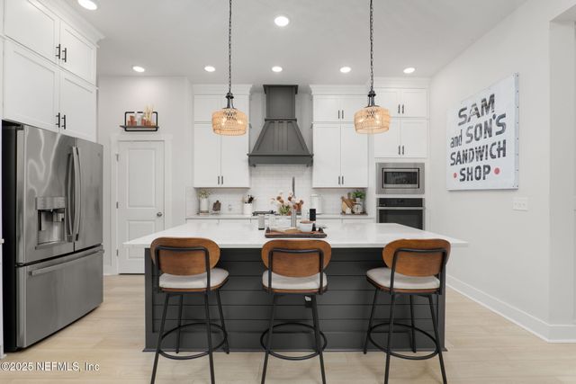 10037 ELEMENT Road, Jacksonville, FL 32256