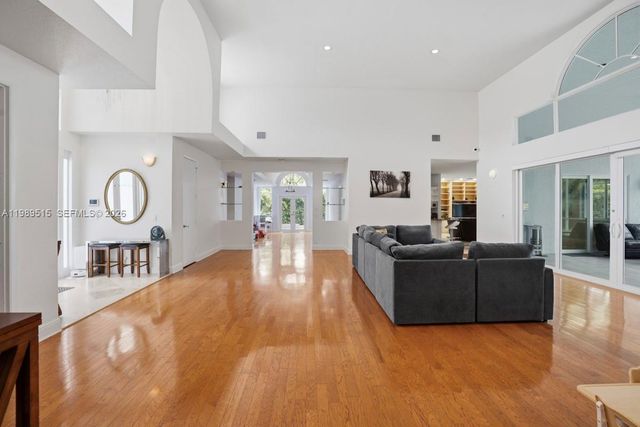 8179 Lakeview Drive, West Palm Beach, FL 33412