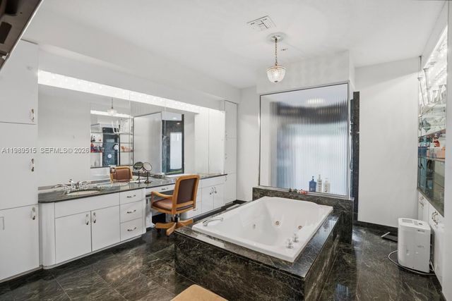 8179 Lakeview Drive, West Palm Beach, FL 33412
