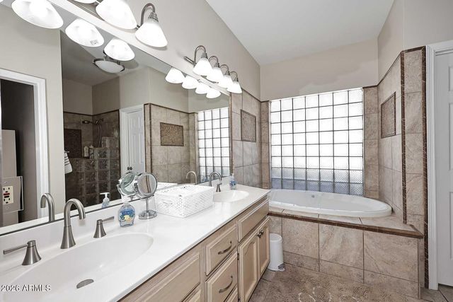 5402 E SHAW BUTTE Drive N, Scottsdale, AZ 85254