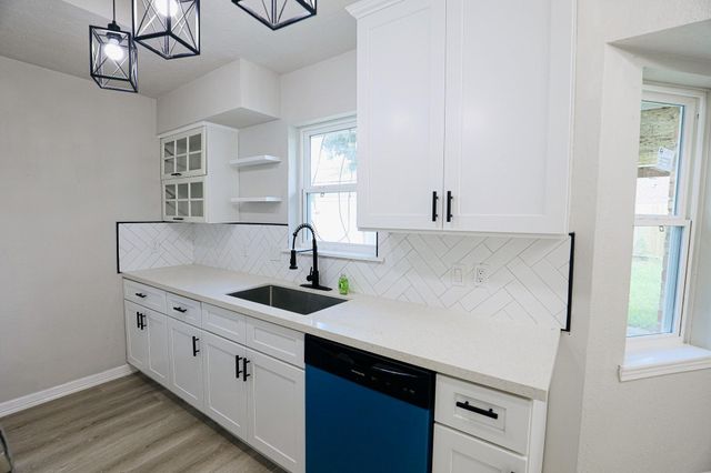 1710 Beaver Bend Road, Houston, TX 77088