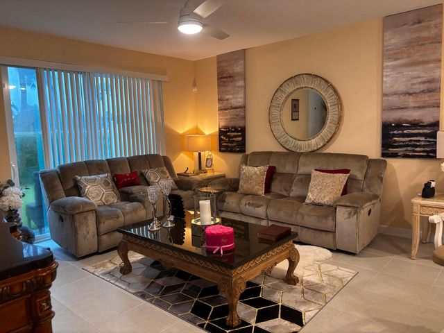 4626 MEYERSON Place, Lake Worth, FL 33463