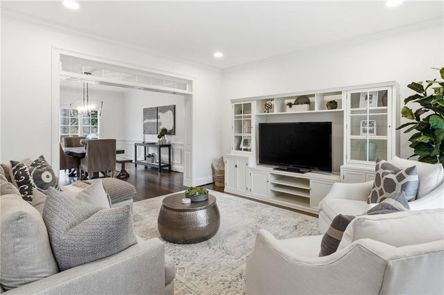 2105 Lake Grove Lane, Alpharetta, GA 30004