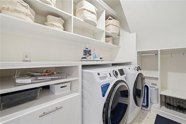 2105 Lake Grove Lane, Alpharetta, GA 30004