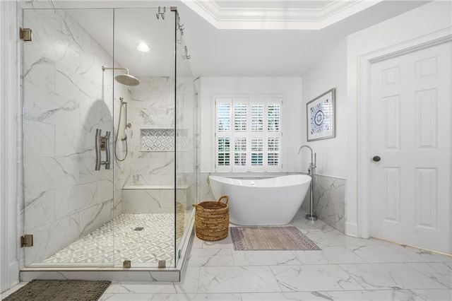 2105 Lake Grove Lane, Alpharetta, GA 30004