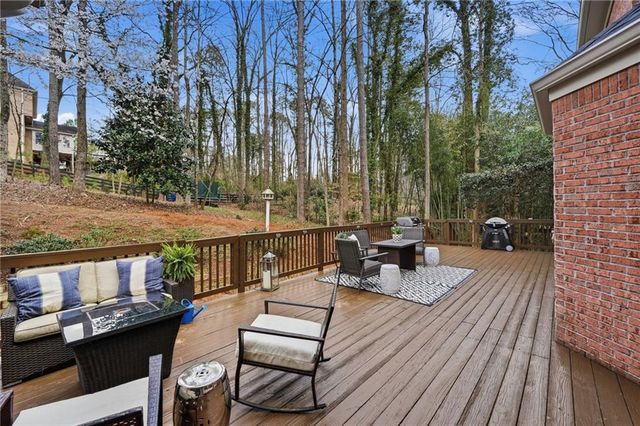 2105 Lake Grove Lane, Alpharetta, GA 30004
