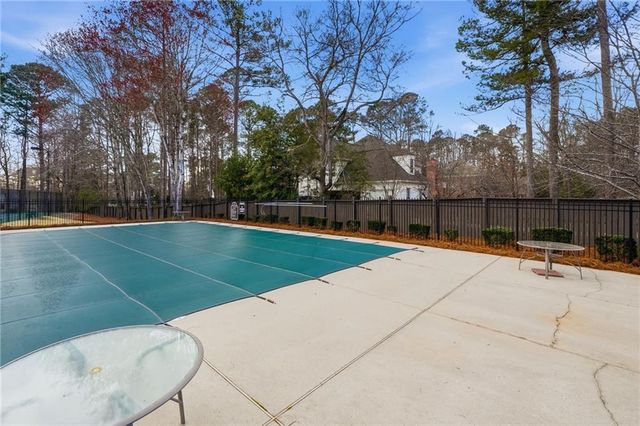 2105 Lake Grove Lane, Alpharetta, GA 30004