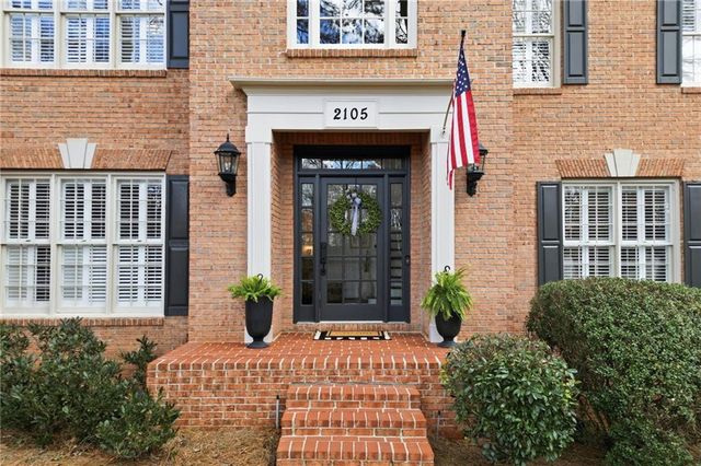 2105 Lake Grove Lane, Alpharetta, GA 30004