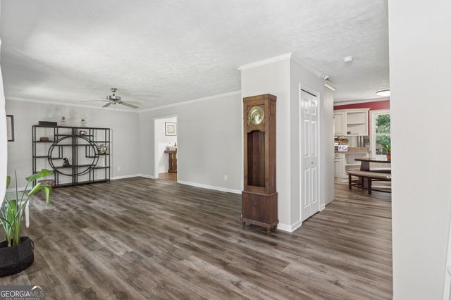 212 Simpson Drive NE, Kennesaw, GA 30144