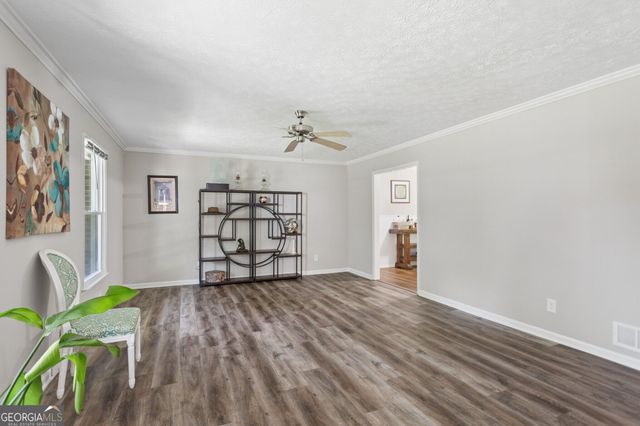 212 Simpson Drive NE, Kennesaw, GA 30144