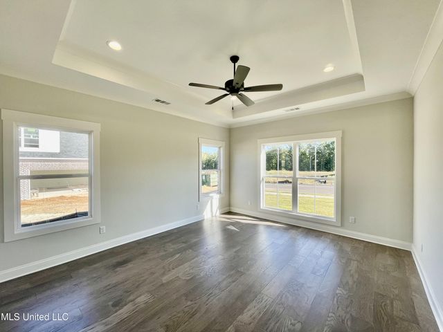 2484 Saint Ives Lane, Hernando, MS 38632