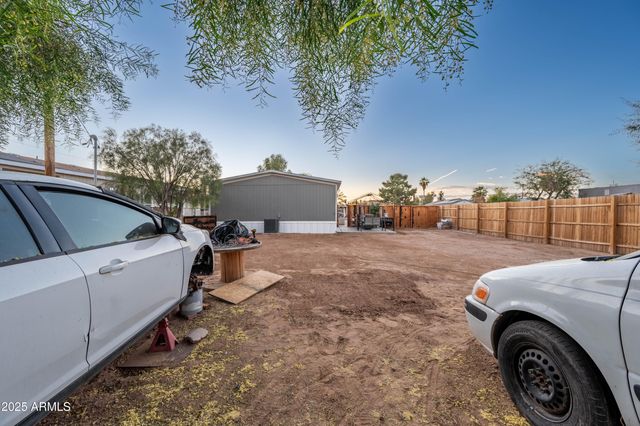 320 5th Avenue E, Buckeye, AZ 85326