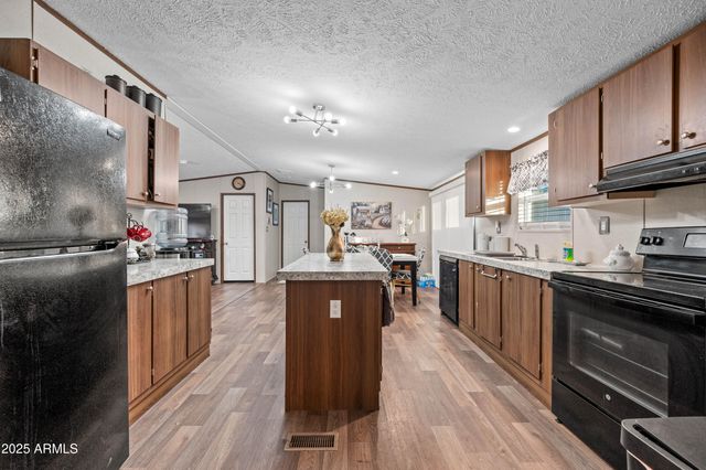 320 5th Avenue E, Buckeye, AZ 85326