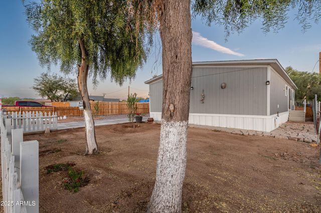 320 5th Avenue E, Buckeye, AZ 85326