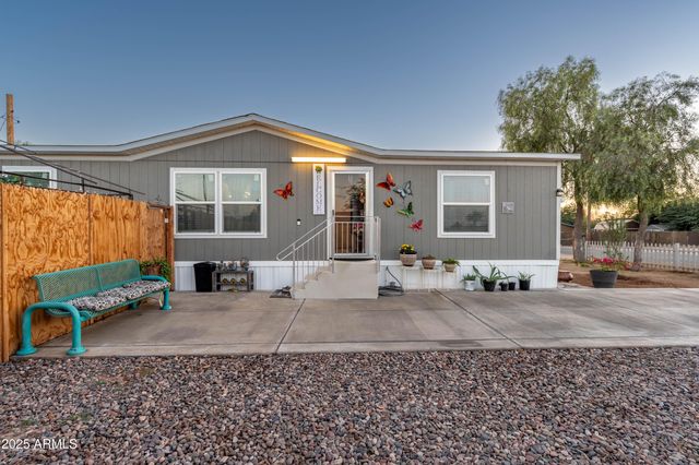 320 5th Avenue E, Buckeye, AZ 85326